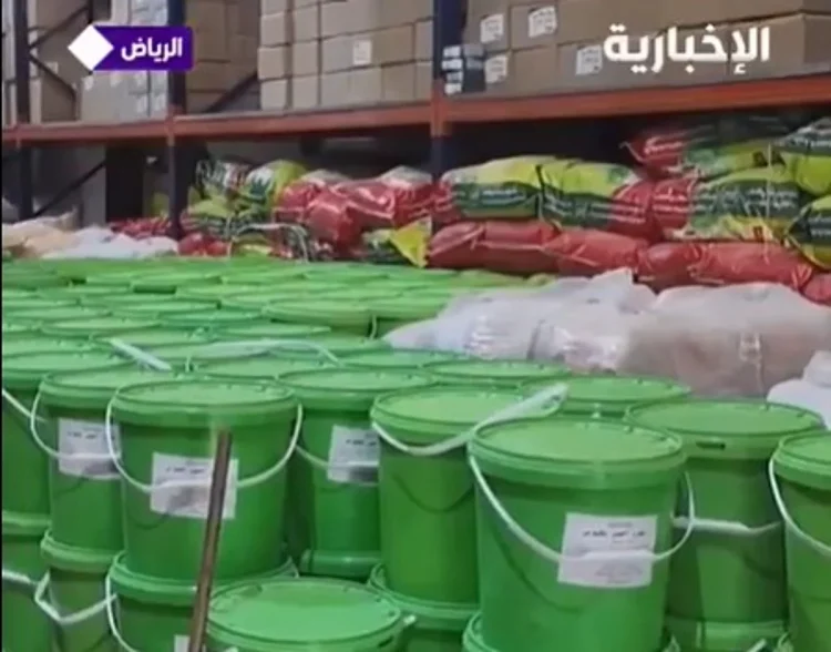 مرتع للفئران والحشرات.. "التجارة" تضبط مستودعين لمستثمر عربي بالرياض يحويان 8 أطنان مواد غذائية فاسدة