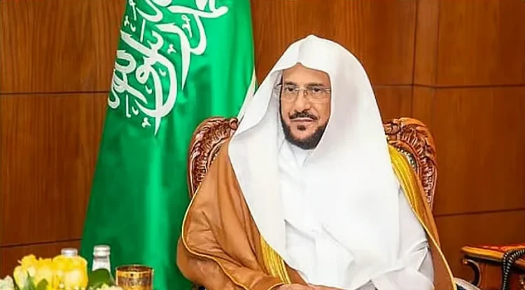وزير الشؤون الإسلامية يوجه بتخصيص خطبة الجمعة القادمة لخطر نشر الشائعات والغيبة والنميمة