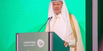 وزير الطاقة: 15 جيجاواط من المشاريع المتجددة في أسبوع.. الحقوا بنا إن استطعتم