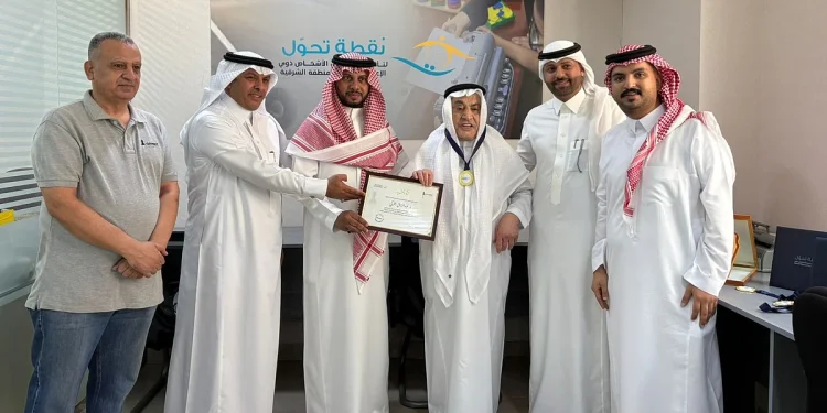 لأول مرة على مستوى المملكة تدريب المكفوفين على الشطرنج بالخبر