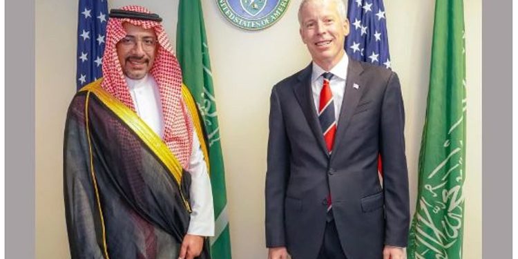 «الخريف» يبحث مع وزير الطاقة الأمريكي تعزيز التعاون في قطاع التعدين والمعادن الحرجة