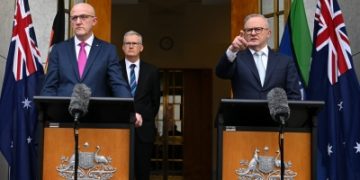 أستراليا تطرد السفير الإيراني بعد هجمات معادية للسامية