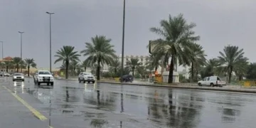 إنذار أحمر.. الدفاع المدني يحذر 4 مناطق من سقوط أمطار غزيرة