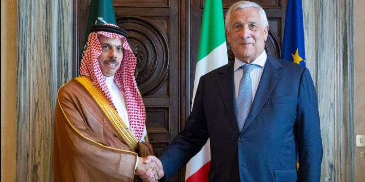 السعودية وإيطاليا تدعوان لوقف فوري للحرب في غزة وتؤكدان رفض التهجير