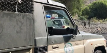 القبض على شخص لنقله مخالفين لنظام أمن الحدود في جازان