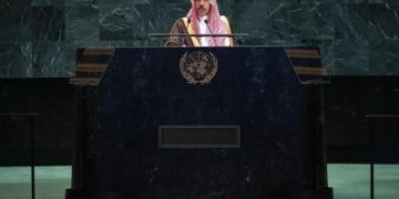 'حل الدولتين' يدعو للاعتراف بدولة فلسطين وإنهاء الحرب