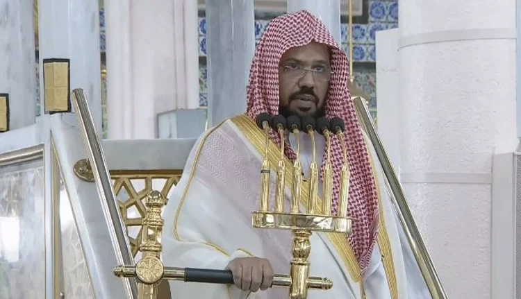 خطيب المسجد النبوي: اللهم احفظ بلاد الحرمين وعلماءها ومقدساتها وحرماتها ورجال أمنها وعلى رأسهم خادم الحرمين وولي عهده
