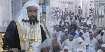 خطيب المسجد النبوي موصيًا الآباء: تعاونوا مع الجهات التعليمية لصلاح أبنائكم