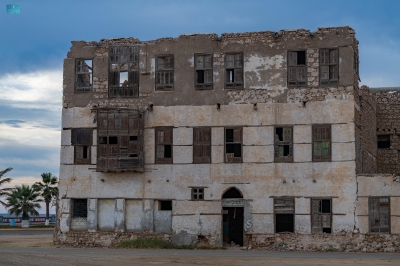 'رواشين'.. نافذة على نسيم البحر وعبق التراث