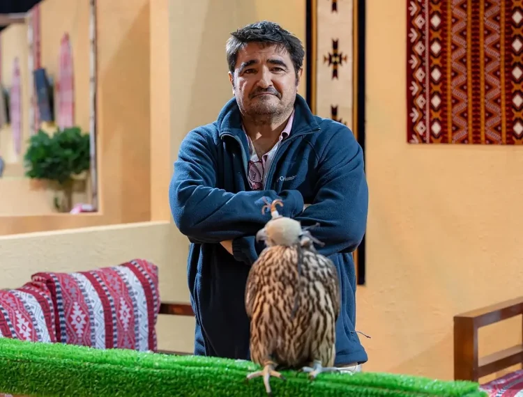 صاحب مزرعة "بيرناردو فالكونز" يشيد بالمستوى العالمي لمزاد مزارع إنتاج الصقور 2025