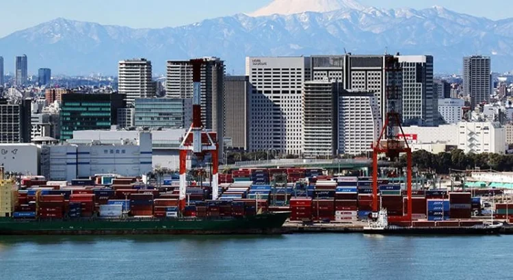 صادرات اليابان تسجل أكبر تراجع في 4 سنوات بسبب الرسوم الجمركية الأمريكية