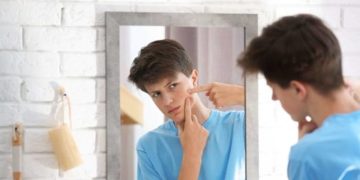 متى تستخدم «إبر تأخير البلوغ»؟.. استشاري يوضح