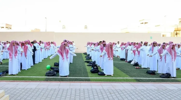 مدير «حماية المستهلك»: توحيد الزي المدرسي يحقق مبدأ العدل والمساواة بين الطلاب  