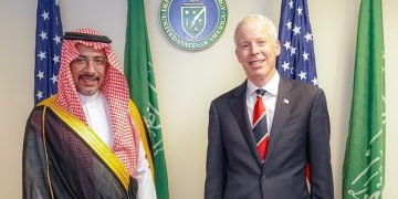 وزير الصناعة يختتم زيارة رسمية إلى الولايات المتحدة