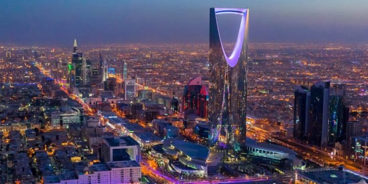 أستاذ مالية: 7 عوامل أسهمت بشكل مباشر في جذب الاستثمار الأجنبي