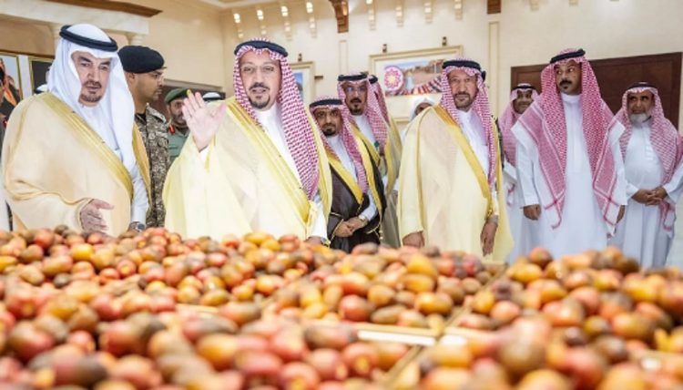 أمير القصيم يرعى حفل مهرجان السكرية الحمراء بالمذنب