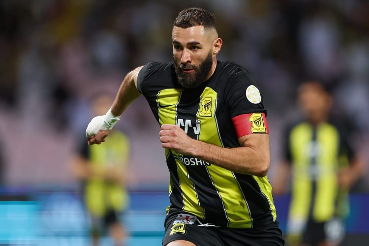 الاتحاد يعلن إصابة كريم بنزيما