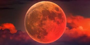 الشيخ بدر التركي يؤم المصلين في صلاة الخسوف بالمسجد الحرام غداً