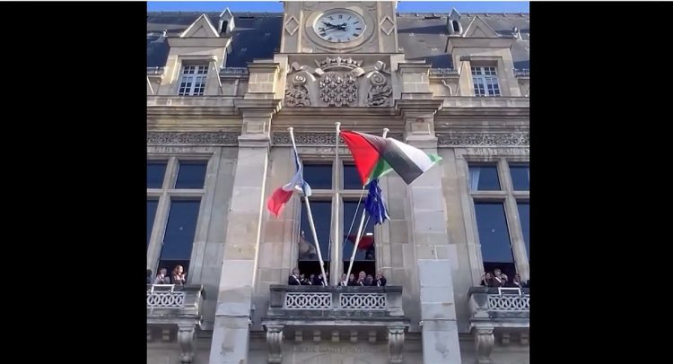 بلدية «سان دوني» ترفع العلم الفلسطيني في قلب باريس دعماً للاعتراف الفرنسي بالدولة