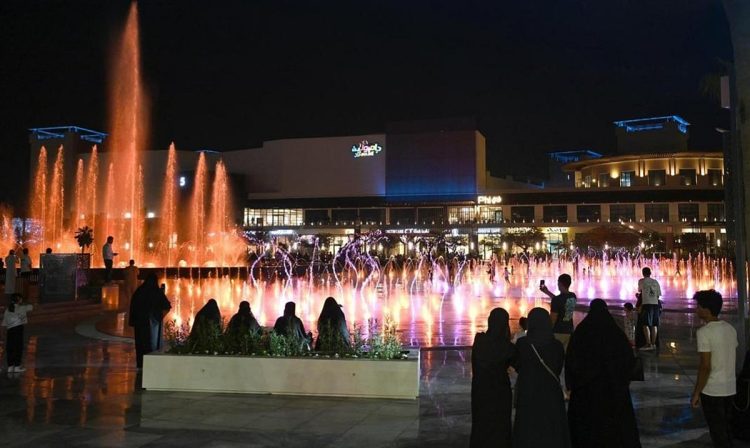 تدشين مشروع «ساحة حياة» الحضري بالجبيل الصناعية