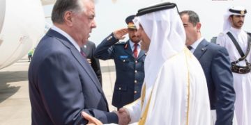 توافد القادة للمشاركة في القمة العربية الإسلامية