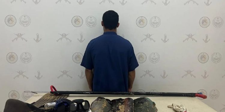 حرس الحدود بالمدينة المنورة يضبط مخالفًا للائحة الأمن والسلامة لمزاولي الأنشطة البحرية