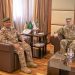 رئيس أركان القوات البرية يبحث تعزيز التعاون مع  قائد القيادة المركزية للجيش الأمريكي