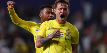 رسميًا.. النصر يوافق على انتقال أوتافيو إلى القادسية