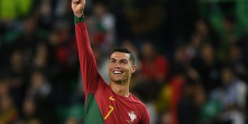 رونالدو يقود تشكيل البرتغال أمام المجر في تصفيات كأس العالم