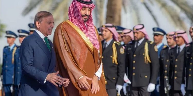 صدور بيان مشترك حول زيارة رئيس وزراء باكستان إلى المملكة