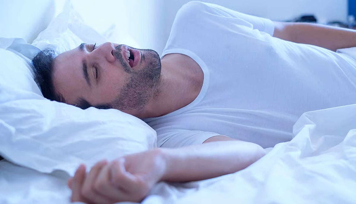 فهد الطبية توضّح أعراض انقطاع التنفس أثناء النوم وأسبابه
