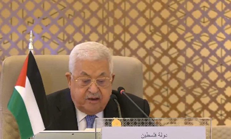 مستشار محمود عباس يشيد بدور المملكة الداعم للقضية الفلسطينية