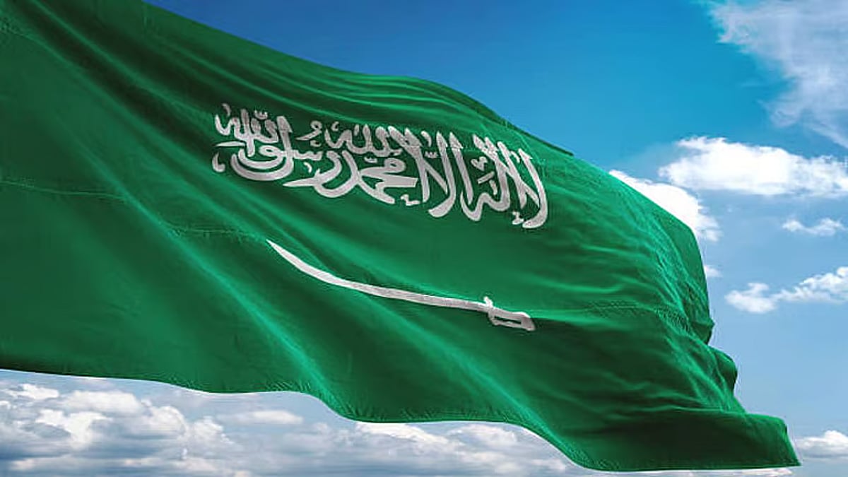مصالح الأشقاء العرب واستقرار المنطقة.. ركن أصيل يرسيه الخطاب الملكي بسياسة المملكة