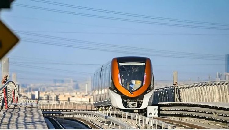 يبدأ من الـ5 ونصف صباحا.. تعديل مواعيد تشغيل قطار الرياض