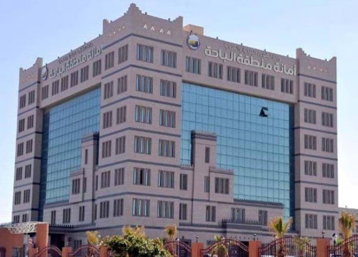 أمانة الباحة تُطلق مشروع مسح وتقييم الطرق باستخدام تقنيات ذكية لرفع جودة البنية التحتية