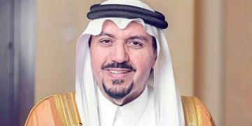 أمير القصيم يُكرّم المشاركين والداعمين لمبادرة "خراف النخيل" بمحافظة الشماسية