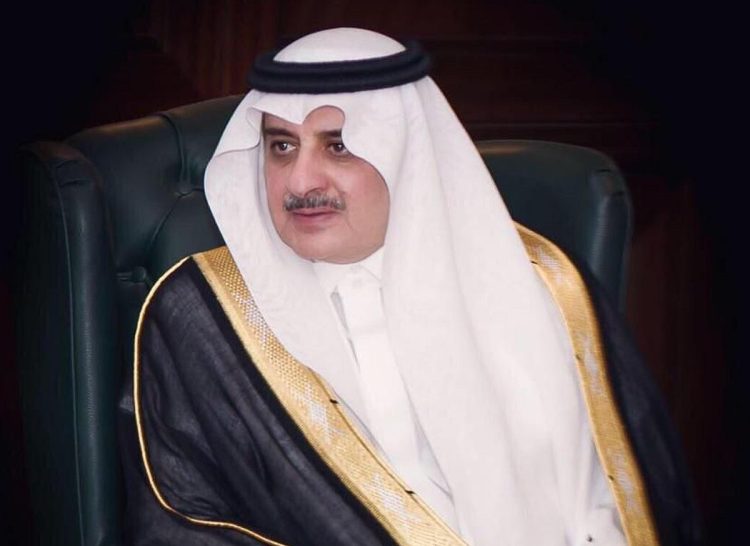 أمير تبوك ‎يهنئ سماحة الشيخ الدكتور صالح الفوزان بمناسبة تعيينه مفتياً عاماً للمملكة