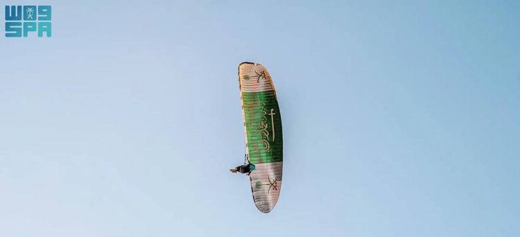 استئناف ممارسة رياضة الطيران الشراعي في المملكة بعد استكمال المتطلبات التنظيمية