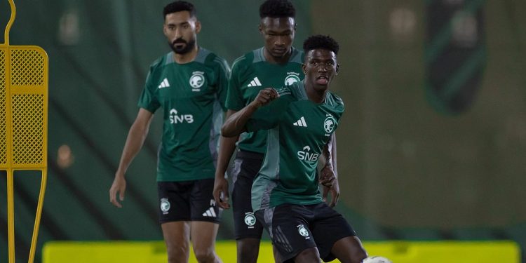 الأخضر السعودي يواصل تحضيراته لمواجهة منتخب العراق