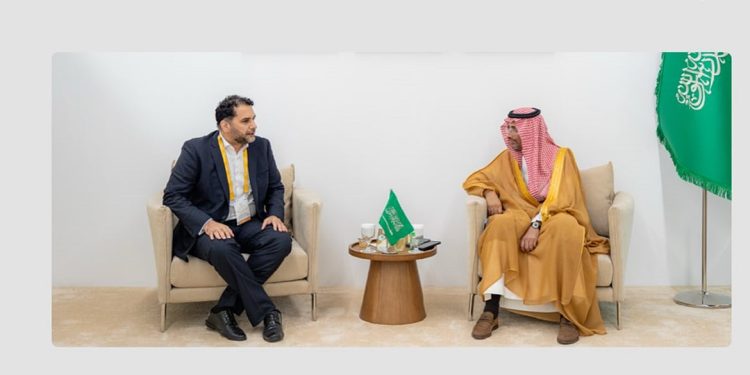 «الخريف» يناقش الفرص الواعدة في صناعة الحديد بالمملكة مع شركات محلية وعالمية