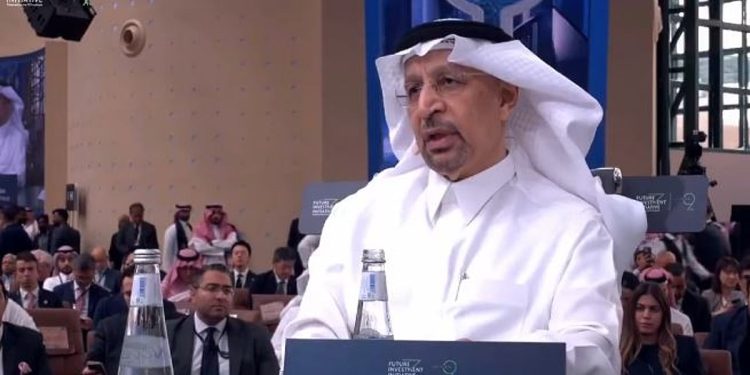 «الفالح»: 90% من الاستثمار الأجنبي المباشر بالمملكة تتدفق إلى القطاعات غير النفطية