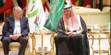 «الكهموس» يبحث تعزيز الشراكات الإقليمية وتبادل الخبرات في مجالات حماية النزاهة ومكافحة الفساد