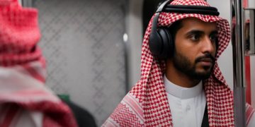 النقل العام لمدينة الرياض: تجنّب أي سلوك قد يسبب إزعاجاً داخل القطار