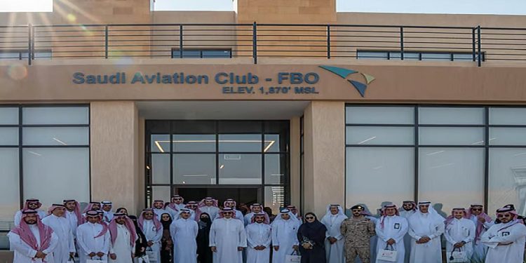 برعاية أمير الرياض.. نادي الطيران السعودي يكشف عن تفاصيل معرض الطيران العام 2025 «ساند آند فن» وشراكات كبرى