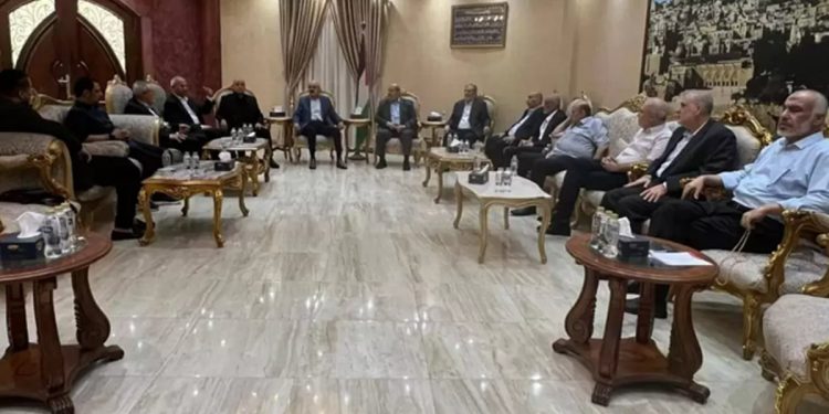 بيان الفصائل الفلسطينية: تسليم إدارة غزة إلى لجنة "تكنوقراط" مؤقتة من أبناء القطاع