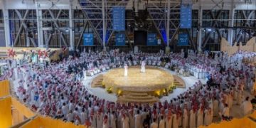 بيع صقرين من منغوليا بمبلغ ربع مليون ريال