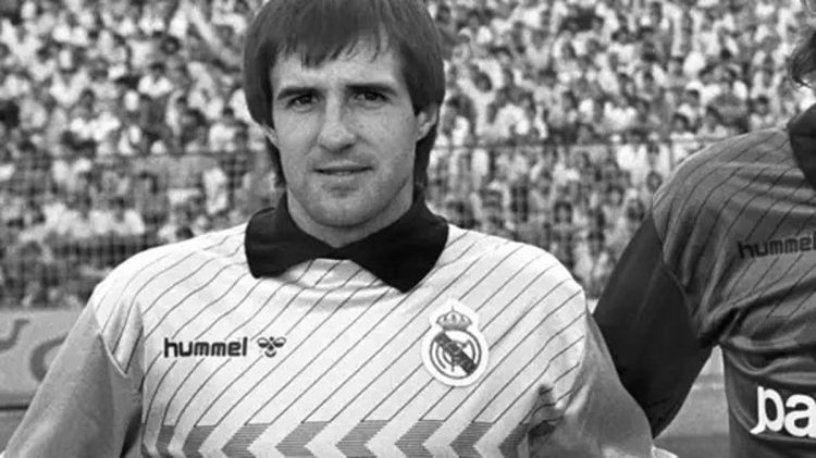 ريال مدريد يعلن وفاة حارسه السابق