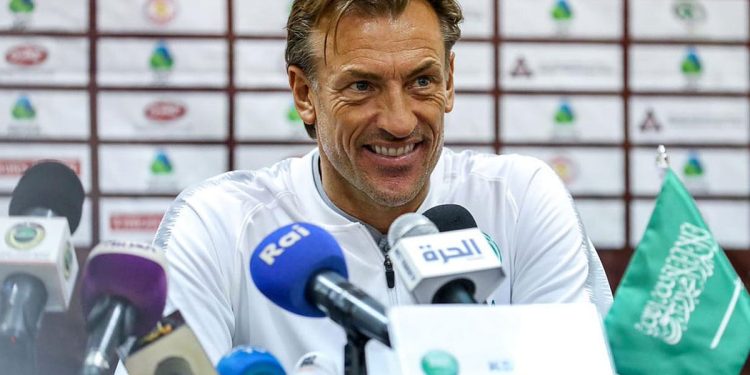 رينارد: الجمهور كان رائعًا والتأهل للمونديال لم يكن سهلًا ولكننا فعلناها