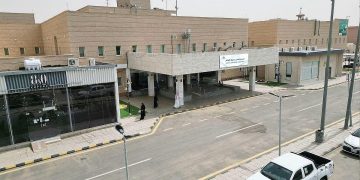 فريق الجراحة العامة بمستشفى صبيا العام  ينقذ حياة شاب تعرض لإصابة خطيرة في الكبد