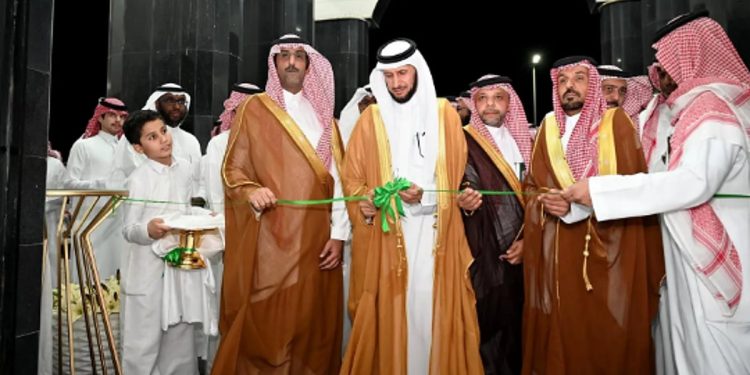 محافظ النعيرية يدشّن فعالية "محصولي الزراعي 2025" بمركز مليجة